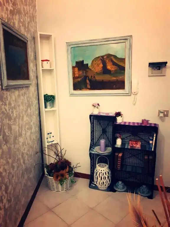 La Maison des Caprices_ La Spezia _Stazione_5Terre
