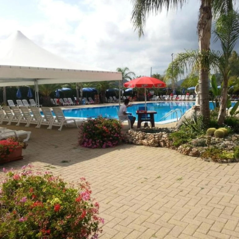 Caladune Resort