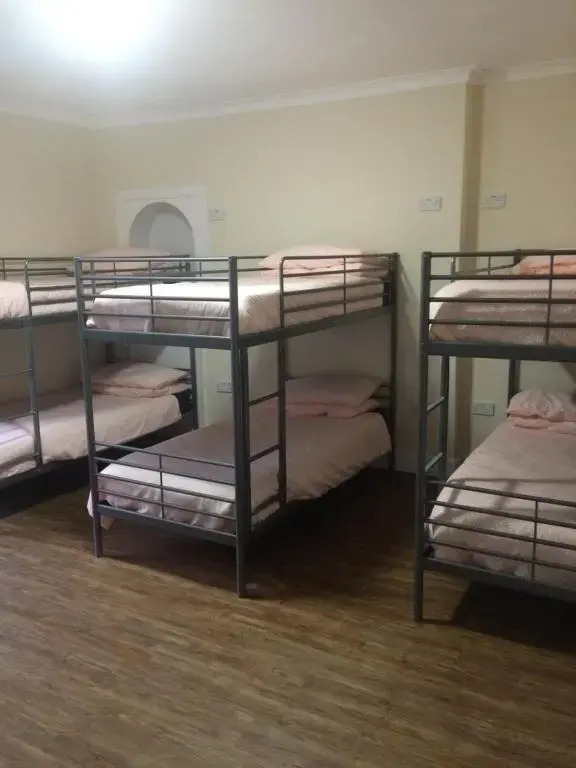 Edinburgh West Side Hostel