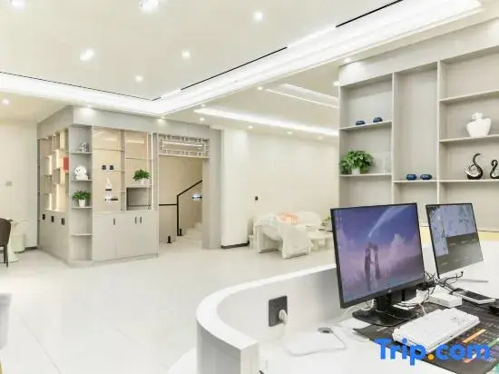 Chunting Lifestyle Aesthetic Vacation Apartment (Xiaoqikong Scenic Area East Gate Ticket Hall)