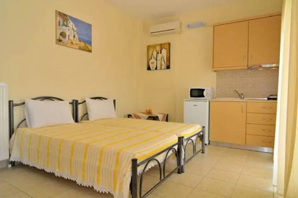 Nestor Apartments