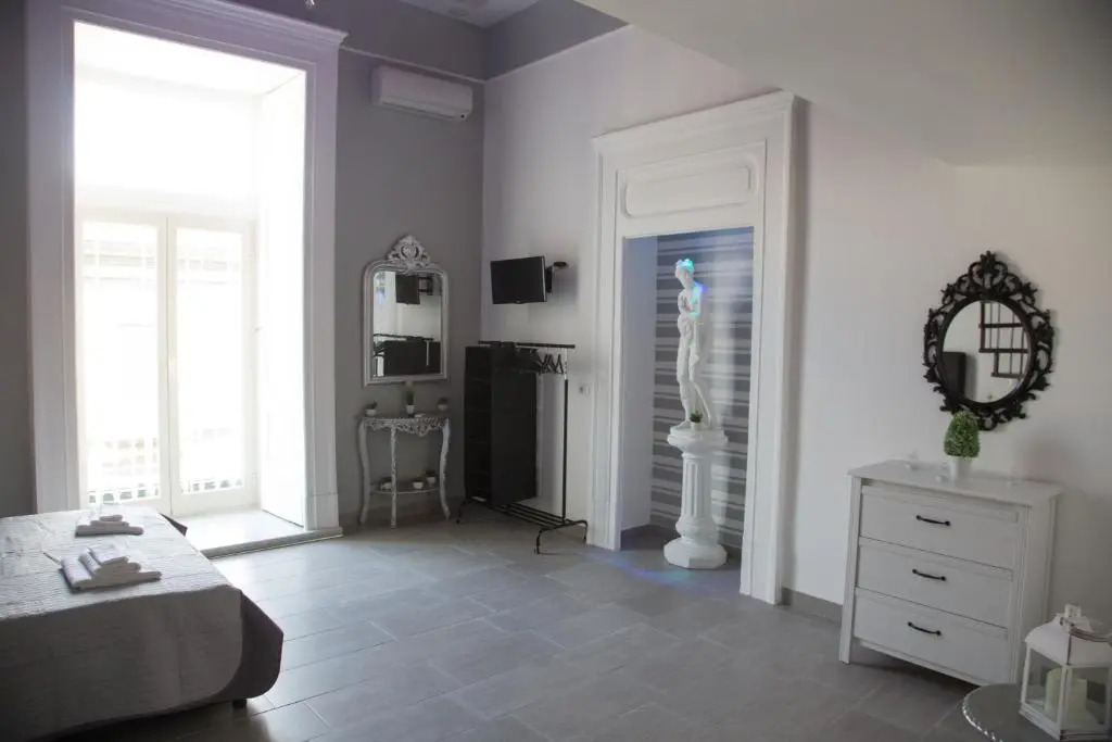 Vesuvius Luxury Suites