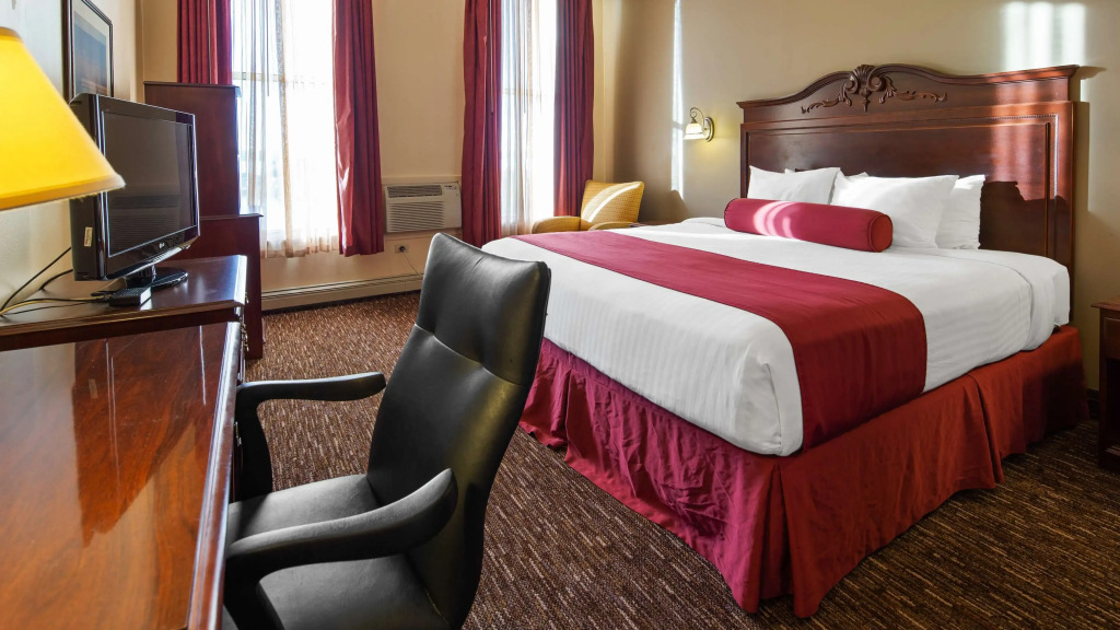 Hotel Chequamegon, BW Signature Collection