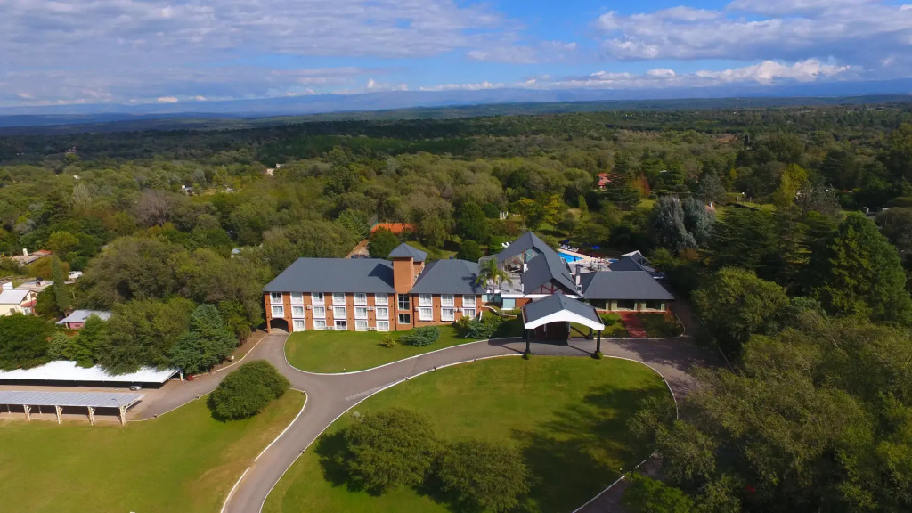Howard Johnson Hotel & Spa Villa General Belgrano