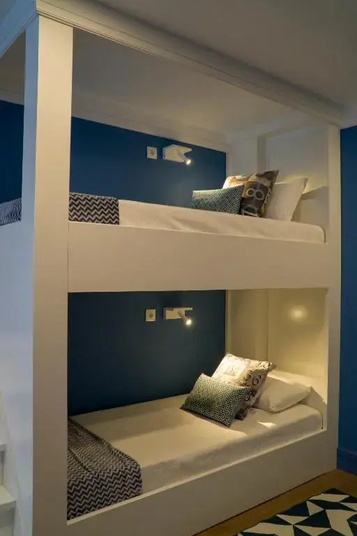 Zigzag Hostel
