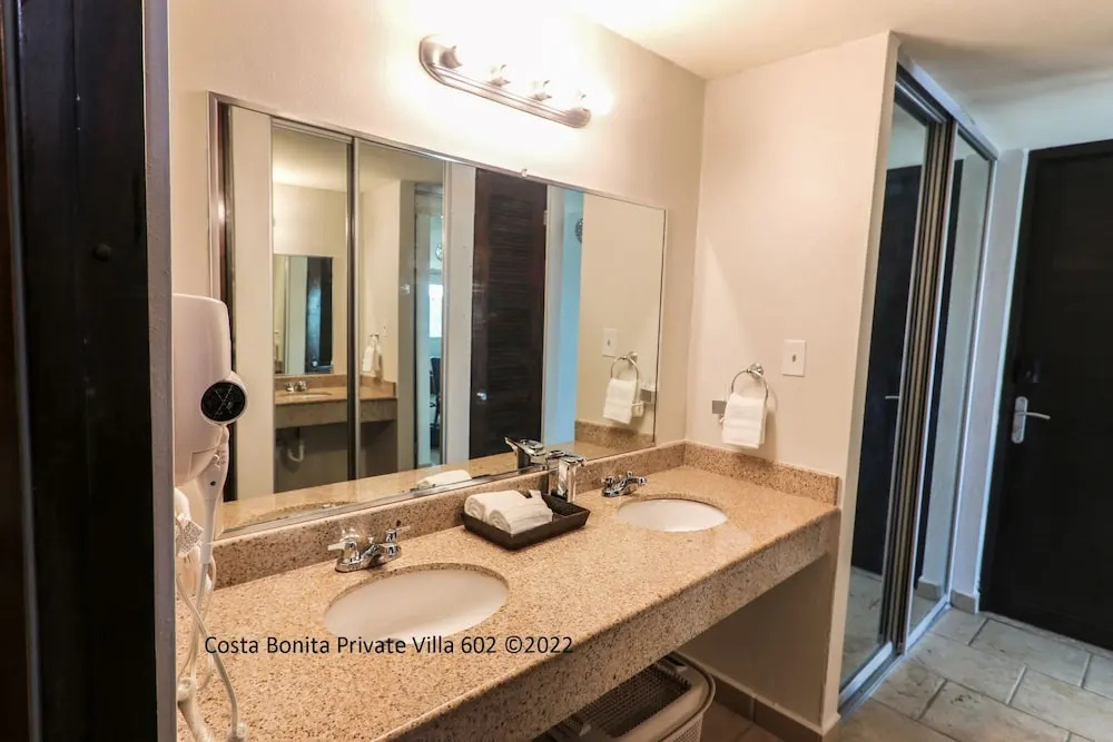 Costa Bonita Private Villa 602