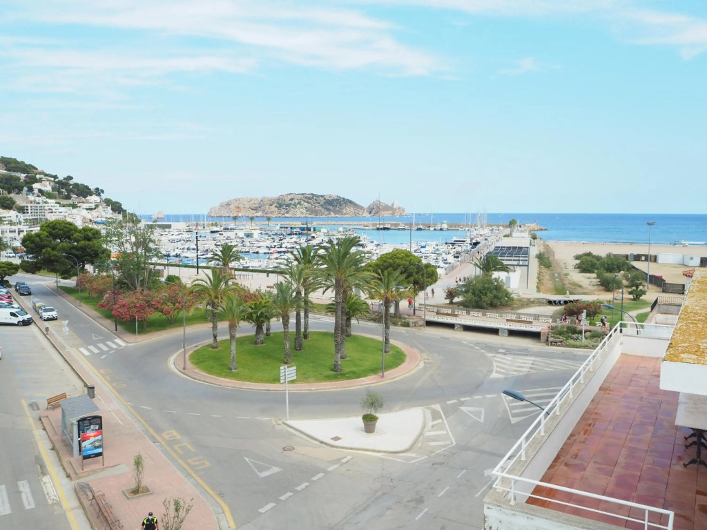 Apartmanet reformat amb vistes al mar i a les Illes Medes