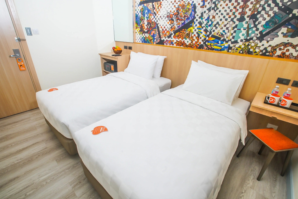 Go Hotels Plus Naga