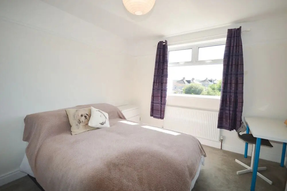 Fantastic 4 Bedroom House In Bath With Garden