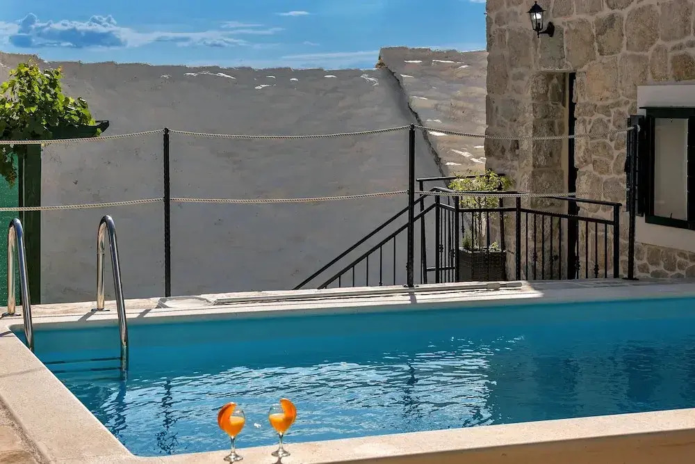 Villa Topolinath Pool