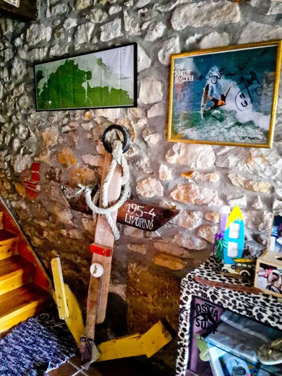 SURFtoLIVE House