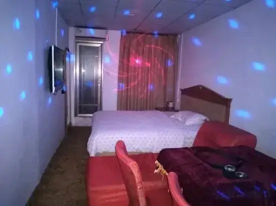 Dongguan Town Inn