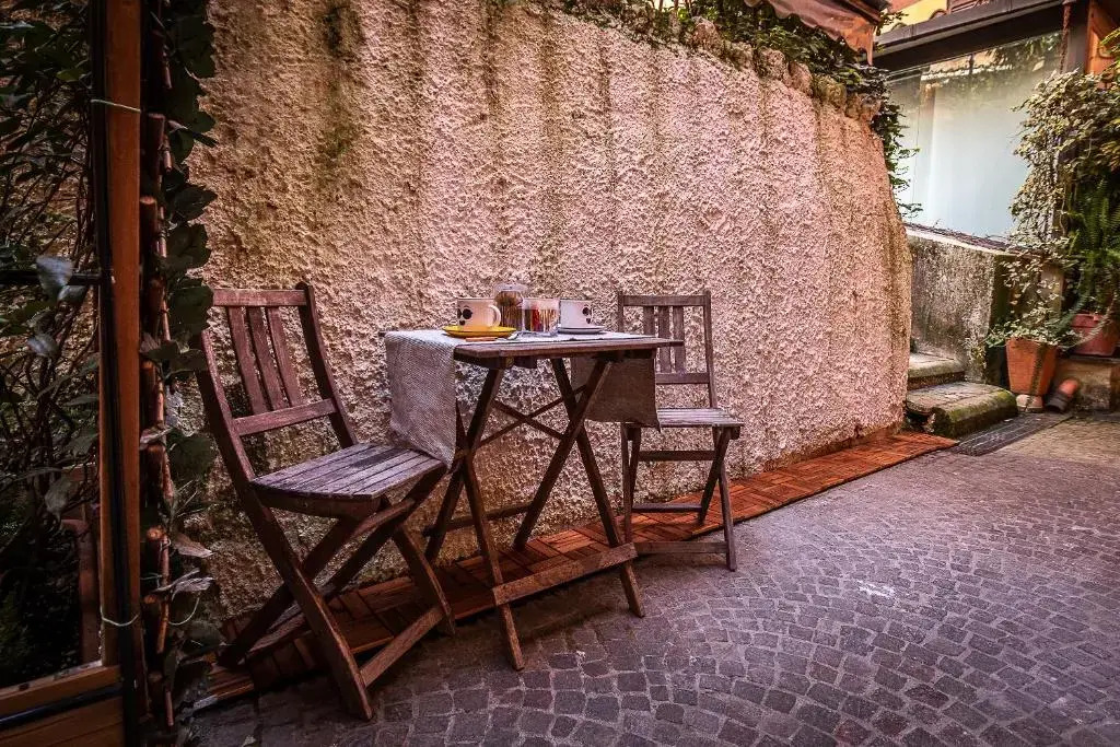 Cosy studio in the greenest corner of Trastevere