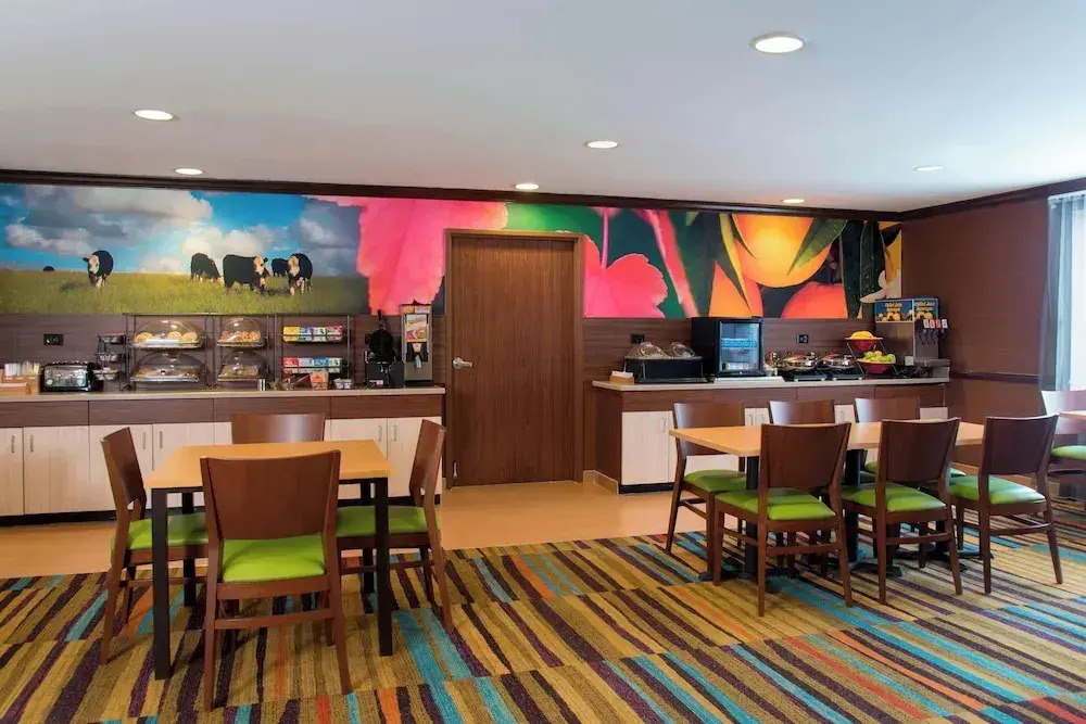 Fairfield Inn & Suites Chicago St. Charles