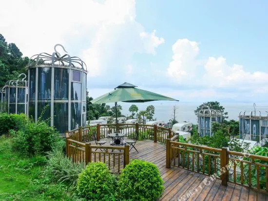 惠东巽寮湾老嬉皮88号房车营地酒店