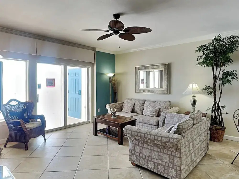 Admiral's Quarters #1406 by Southern Vacation Rentals