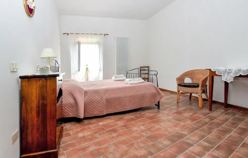 Cozy Home In Nicciano