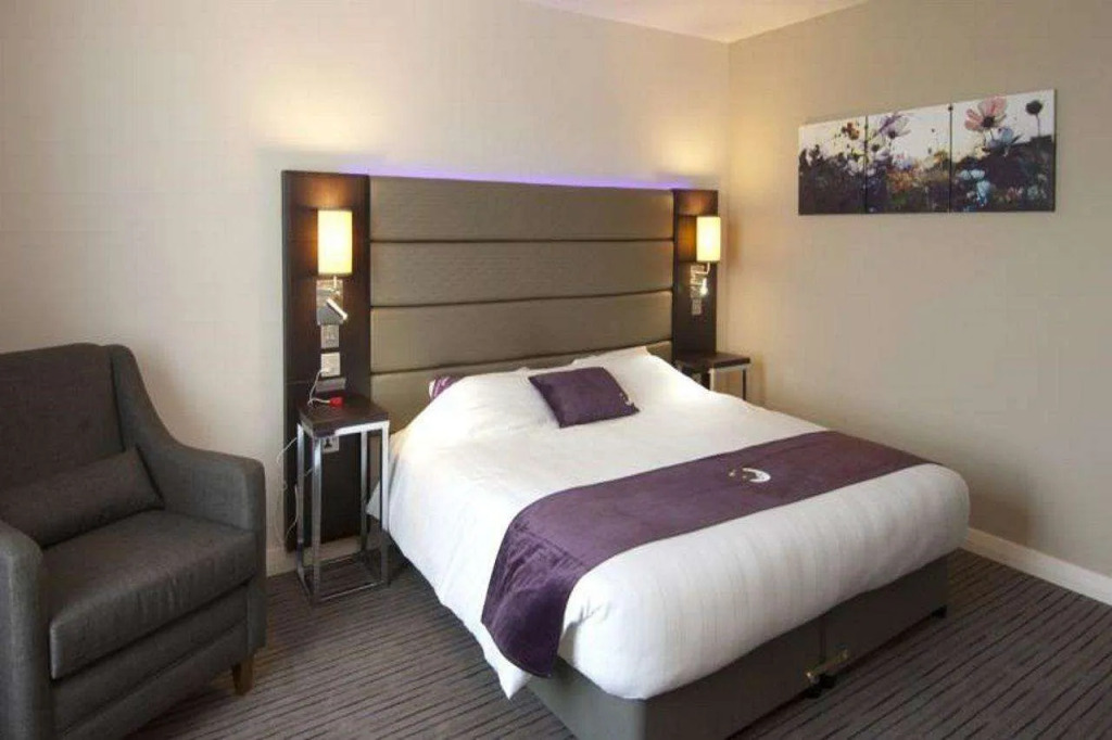 Premier Inn Yeovil Town Centre