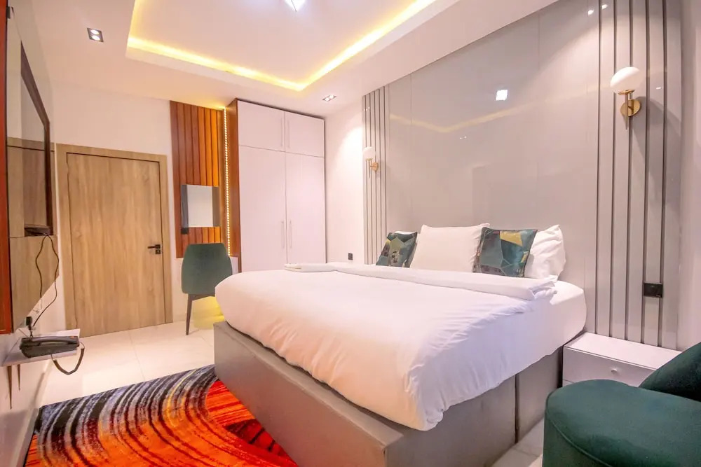 Greyfield Apartments