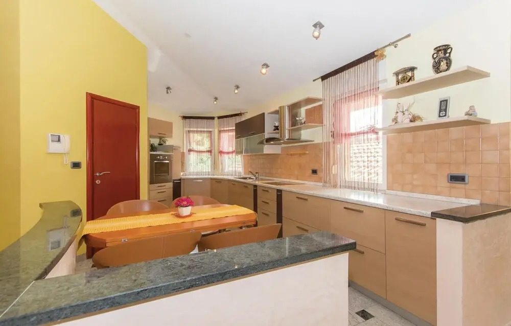 Luxurious Home In Pula