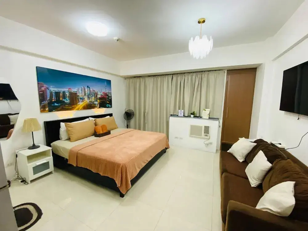 One Palm Tree Villas - Newport Pasay