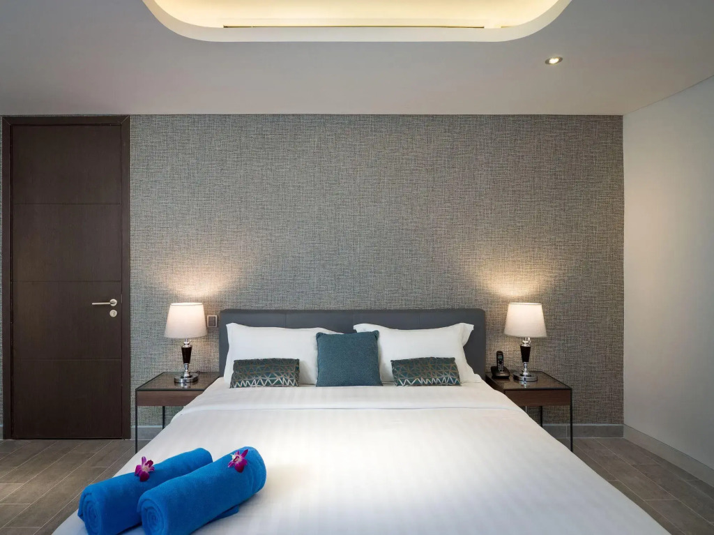 Lets Phuket Twin Sands Resort & Spa