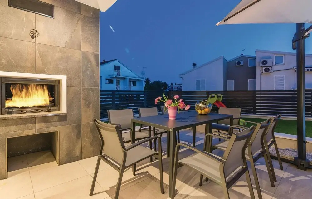 Luxurious Home In Biograd With Sauna