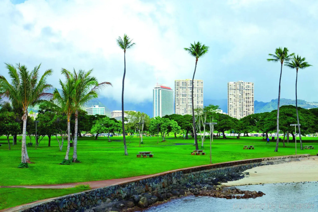 Ala Moana Honolulu by Mantra