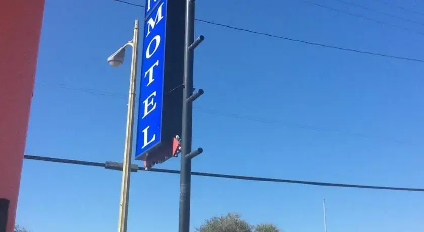 Notel Motel