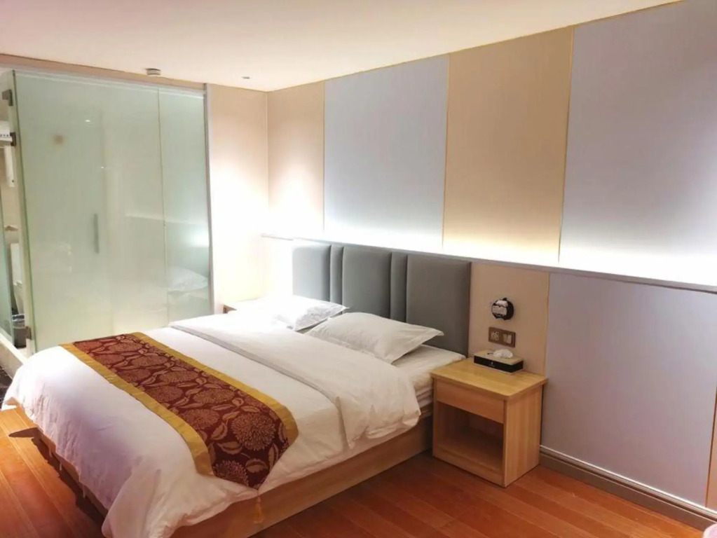 Jinhua Business Hotel (Shenzhen Yu Scenic Area Xianhu Botanical Garden)