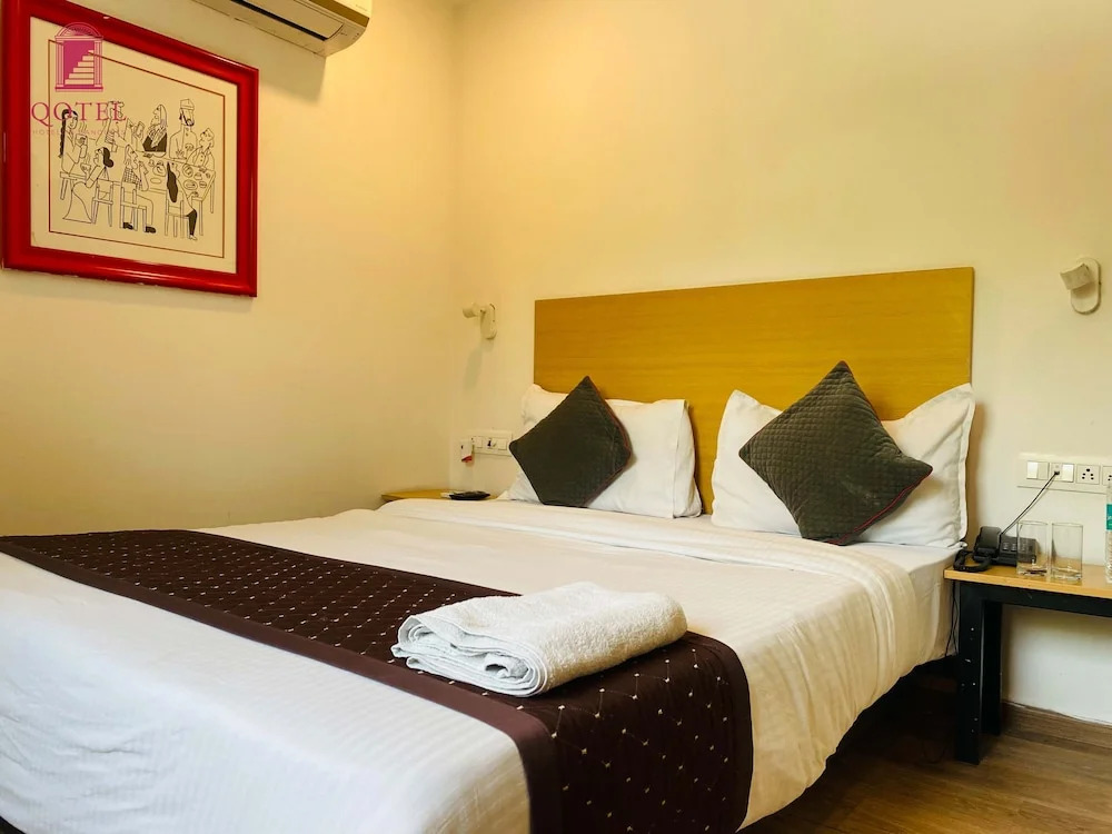 Qotel Hotel IP Residency