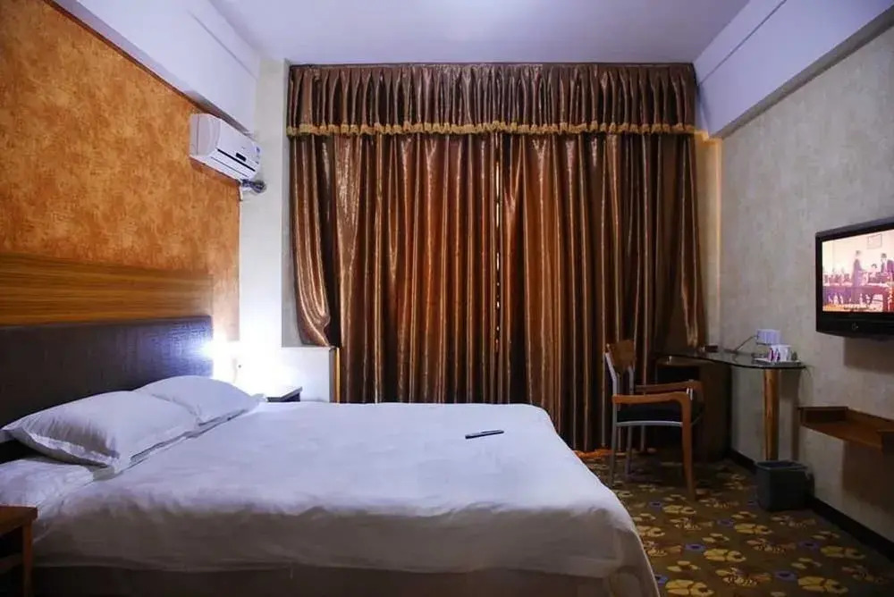 Nine Days Fashion Hotel Zhengzhou China World Trade Center 360 Square