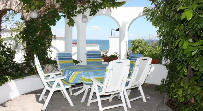 Villa White Dove