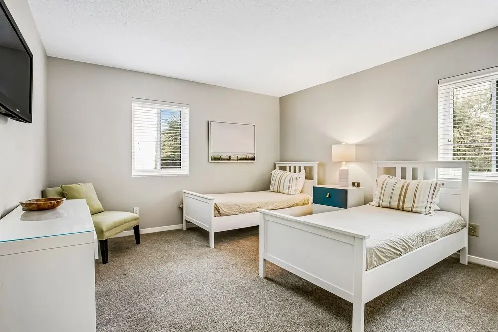 Charming Villa Just Steps to Beach & Shared Pool w/Central AC, Private WD, WiFi