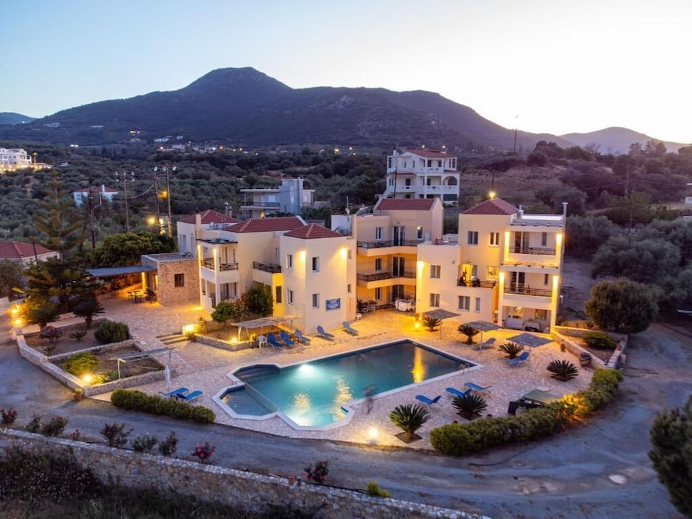 Apartments Hotel & Studios, Xifoupolis