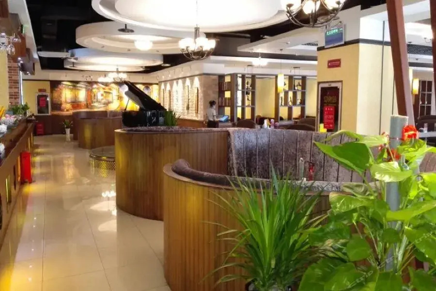Fenghuang Xingyuan Hotel