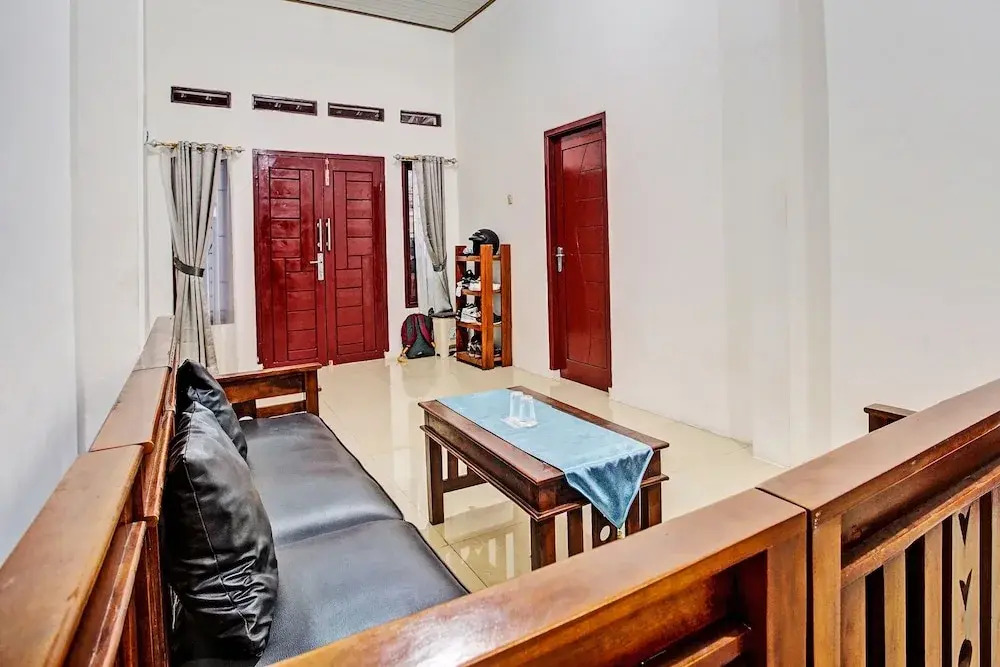 OYO LIFE 92034 Jay Homestay Syariah