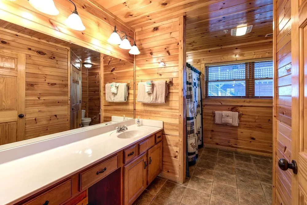 Hemlock Inn by Jackson Mountain Rentals