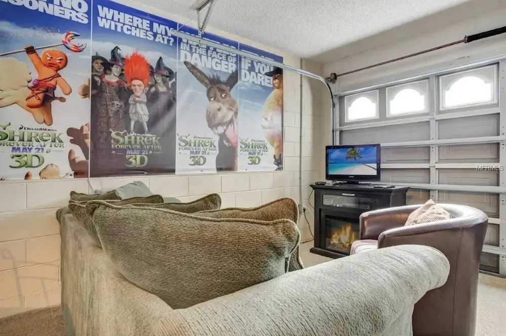 Movie Night Villa