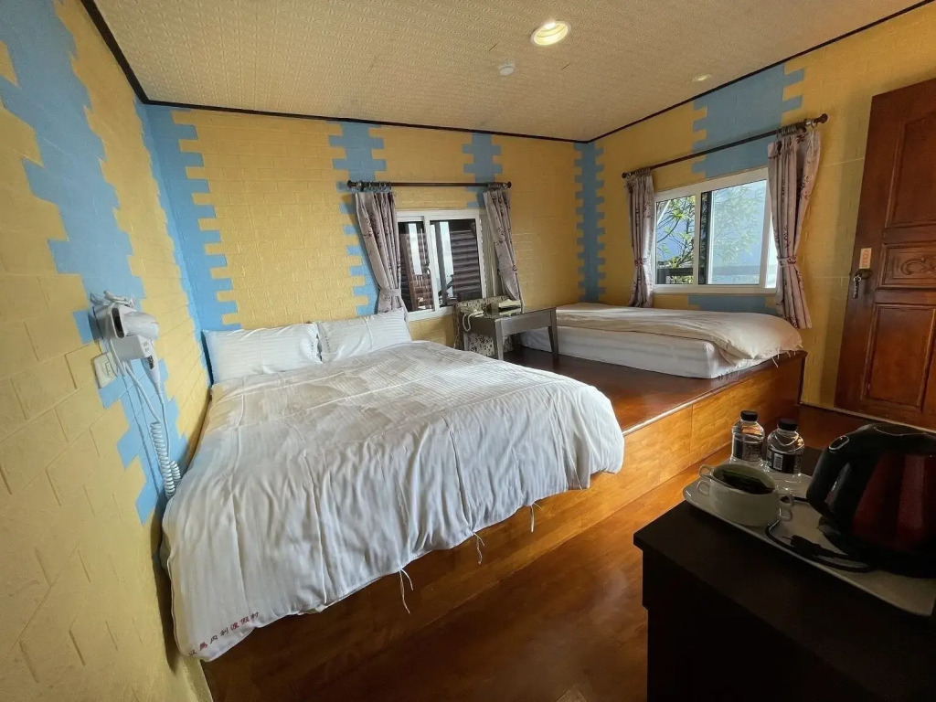 Emmanuel Farm House