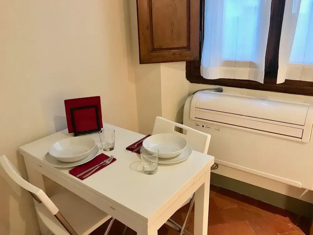 Quiet and Cozy Flat