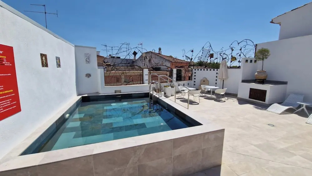 Hotel Oleum - Parking Gratuito bajo disponibilidad y reserva previa