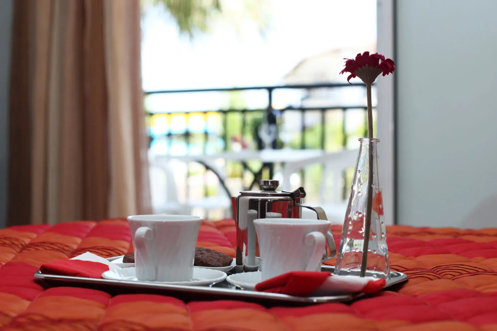 Sarantis Hotel