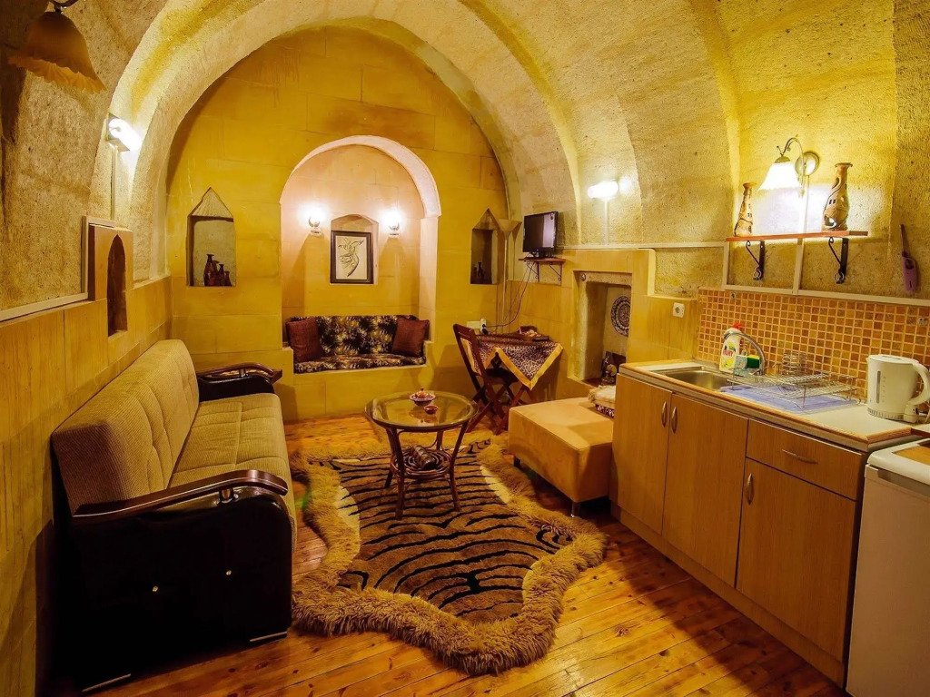 Adanos Konuk Evi