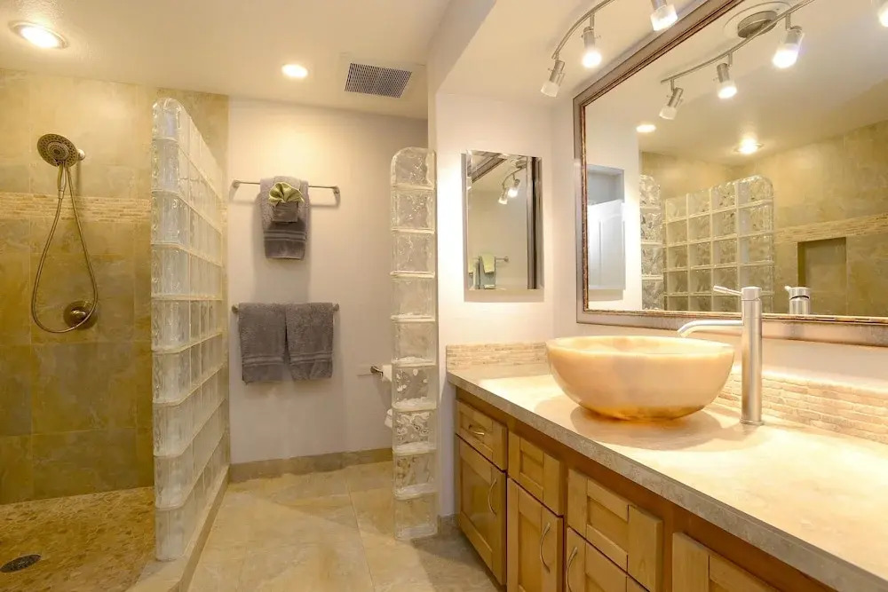 Grand Champions 8 - Two Bedroom Condo