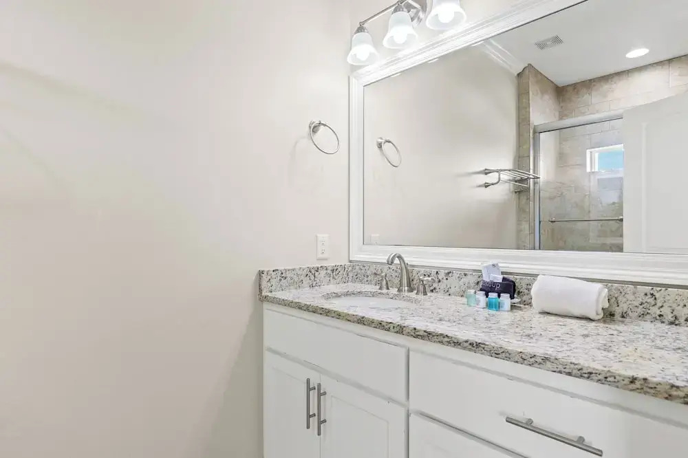 Gulf View Balconies! 3 Story Townhome With 4 Bedrooms, 4 Bathrooms! Sleeps 12
