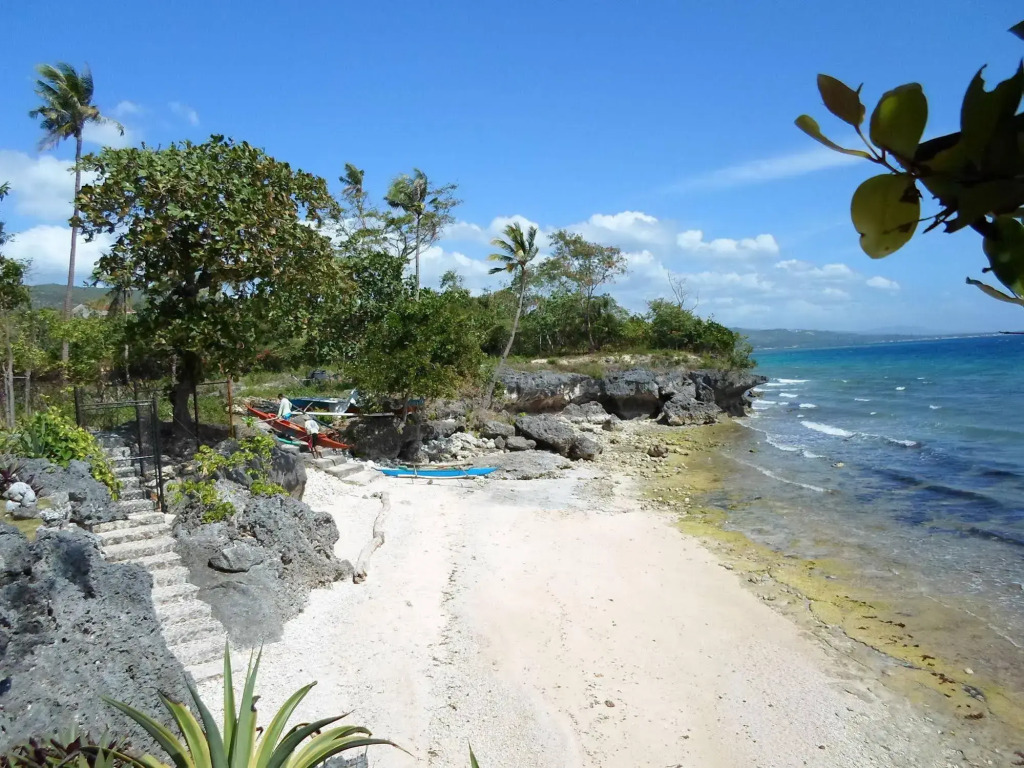 Meili Beach Resort