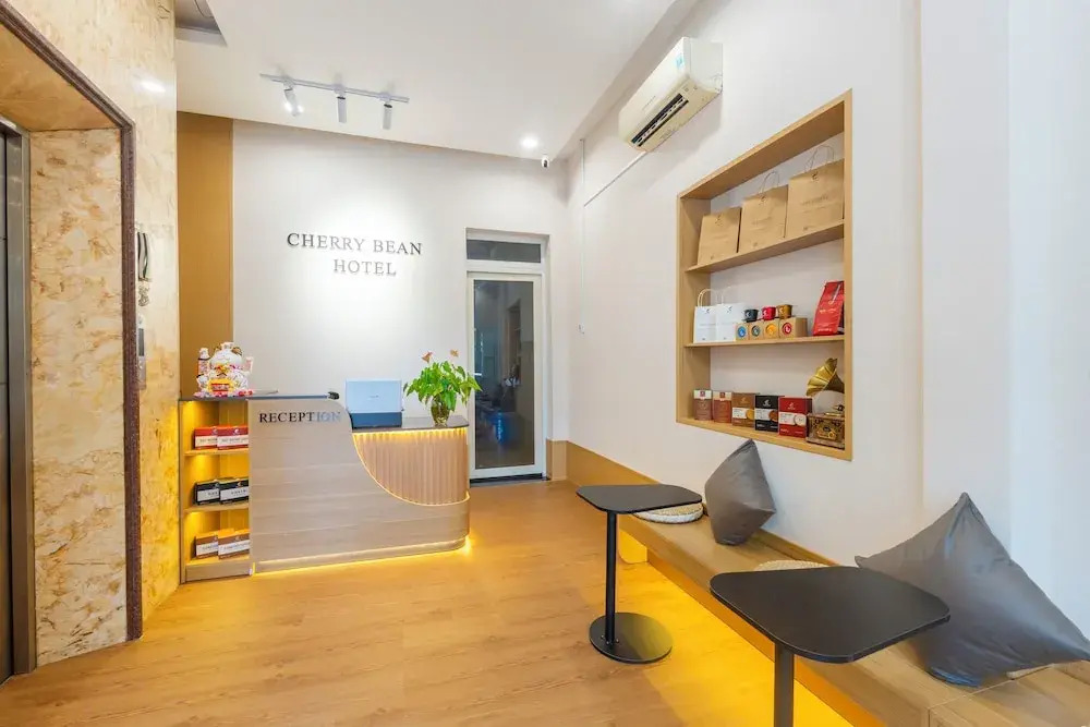 Cherry Bean Hotel - Night Market