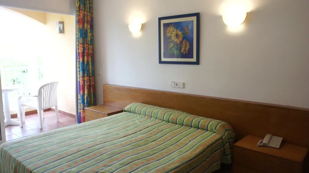 Hotel Vibra Cala Tarida-3SUP