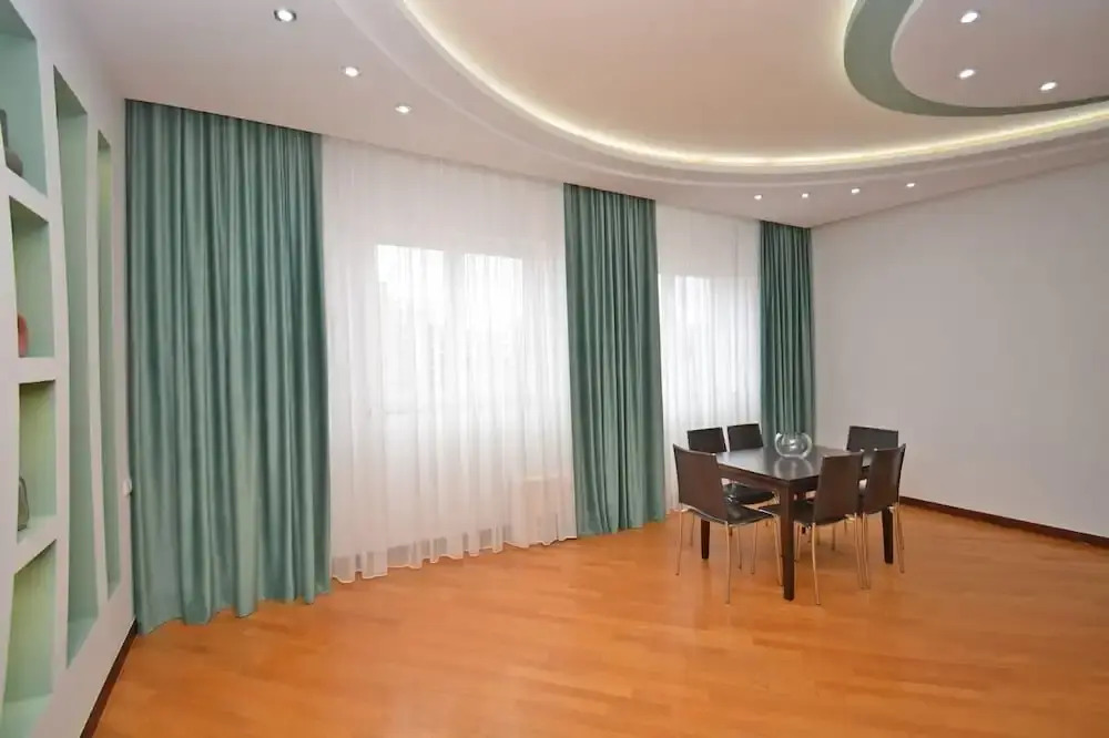 Apartments by Luxe Group DI64